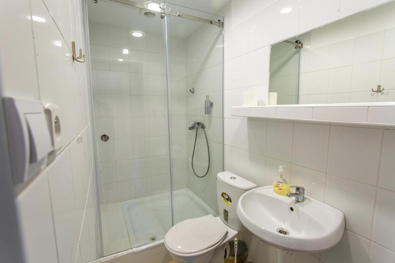 Guesthouse Yes In Bodice Dış mekan fotoğraf
