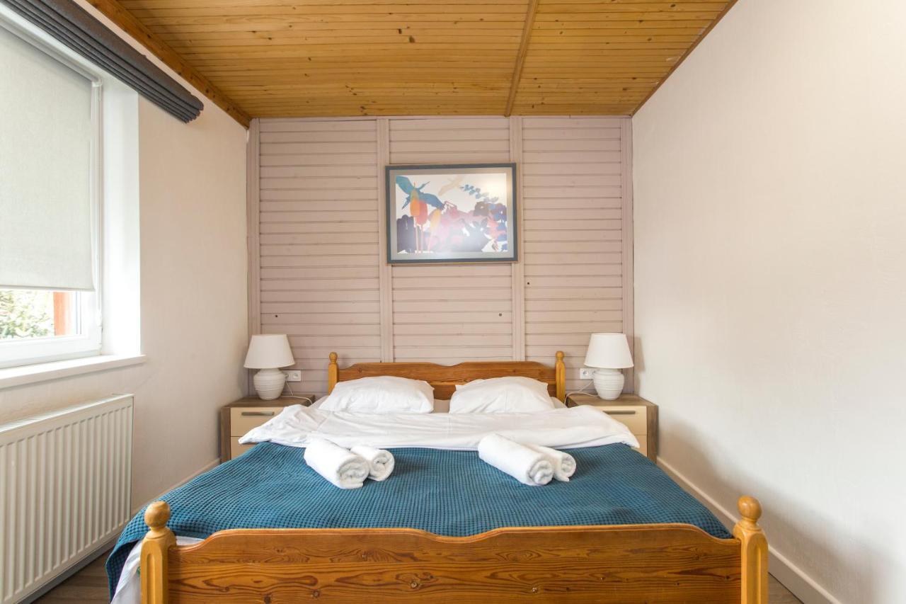 Guesthouse Yes In Bodice Dış mekan fotoğraf