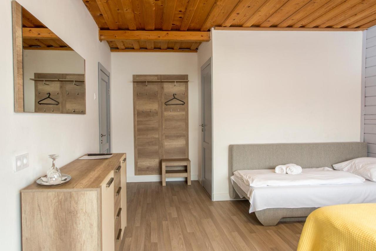 Guesthouse Yes In Bodice Dış mekan fotoğraf